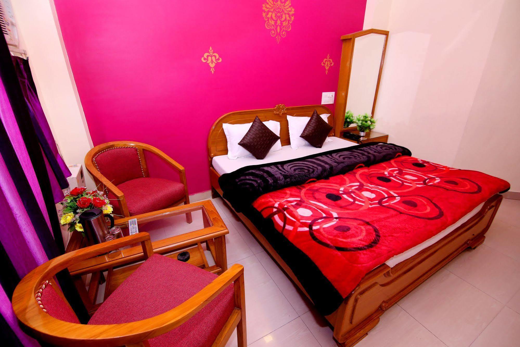 Hotel Sunshine Haridvár Kültér fotó